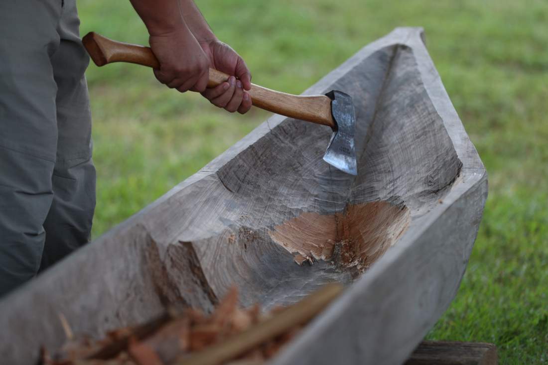 canoe carving  (1).JPG