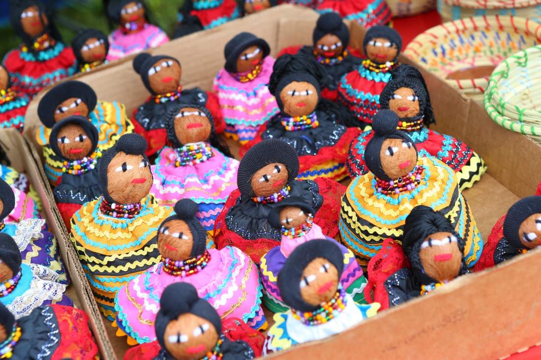 vendor area box of dolls  (2).JPG